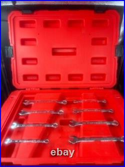 CRAFTSMAN 230 PIECE STANDARD (SAE) AND METRIC COMBO TOOL SET Missing (MI1064576)