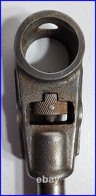 Vintage V-Mac Industries Inc. Pipe Threader